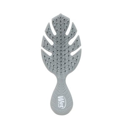 Wet Brush Go Green Mini Detangler Gris - Cepillo de Viaje para Desenredar el Cabello con Cerda IntelliFlex Ultra Suave que Desliza y Suelta Nudos Sin - imagen 1